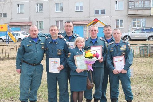 Лесосибирские пожарные чествовали своих сотрудников