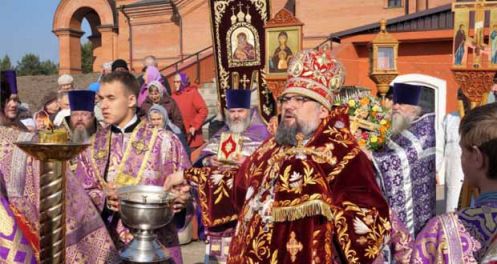 Приходу Крестовоздвиженского кафедрального собора Лесосибирска исполнилось 25 лет